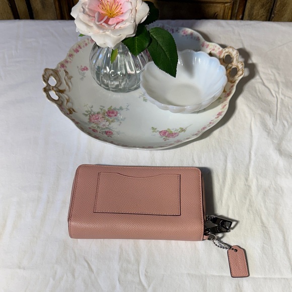 Coach Blush Pink Women's Wallet - Picture 2 of 5